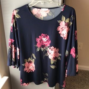 les amis floral top through Vici Collections